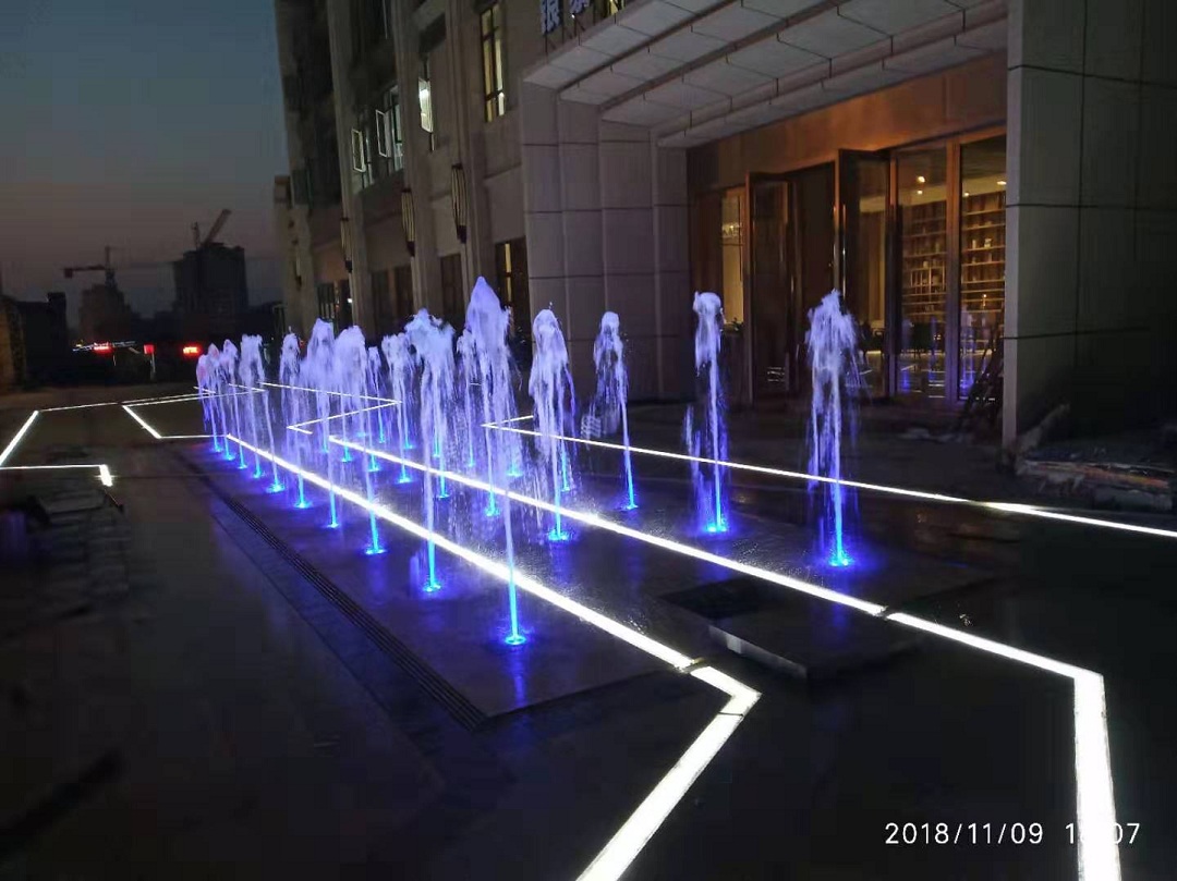 衡阳市银泰红城六期售楼部旱式喷泉